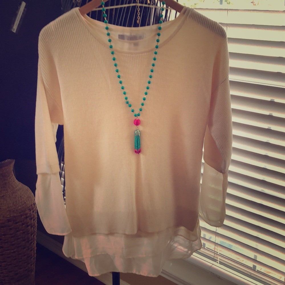 Jennifer Lopez sweater